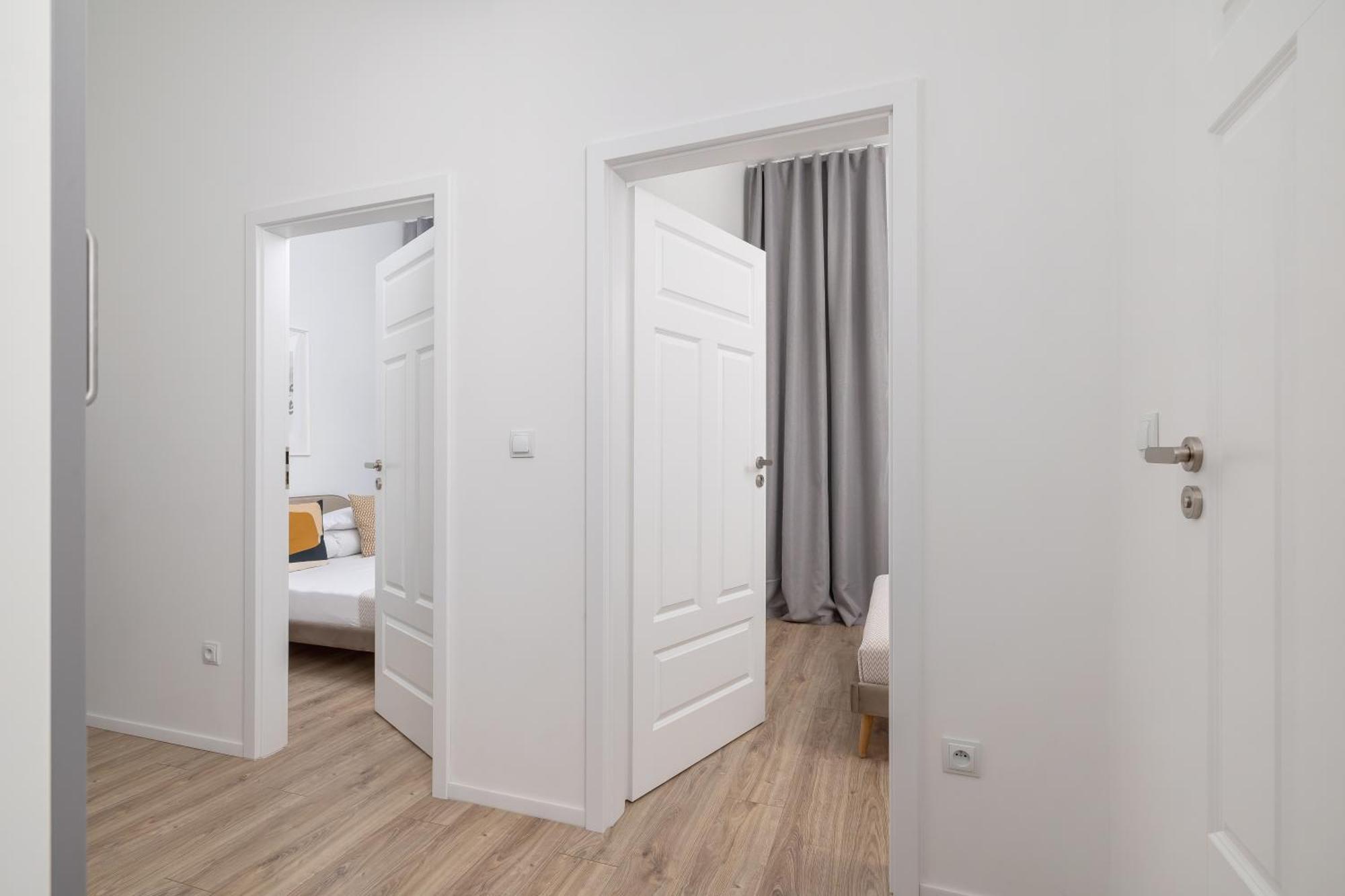 2 Bedroom Apartment - Dluga 65 كراكوفيا المظهر الخارجي الصورة