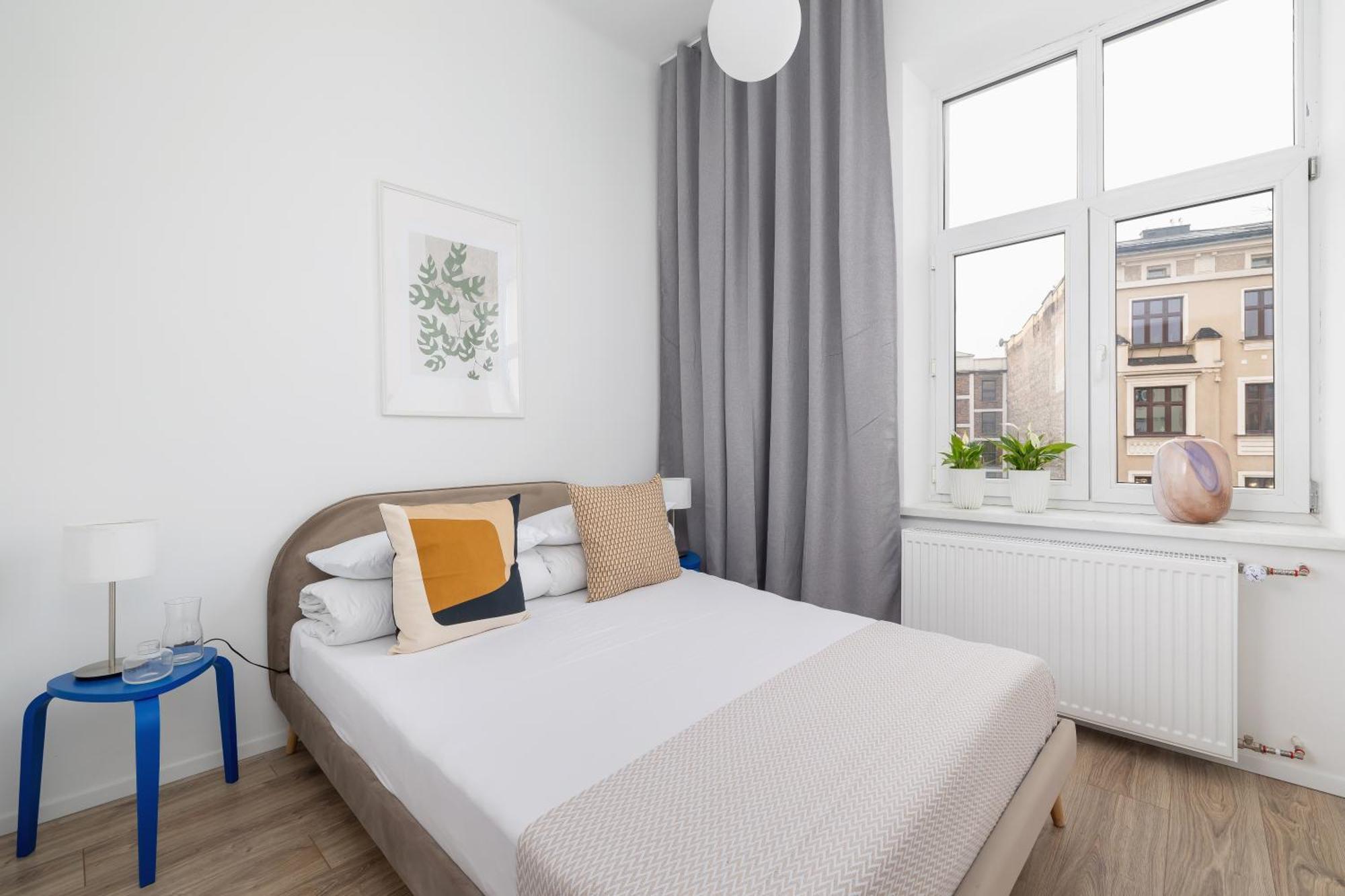 2 Bedroom Apartment - Dluga 65 كراكوفيا المظهر الخارجي الصورة